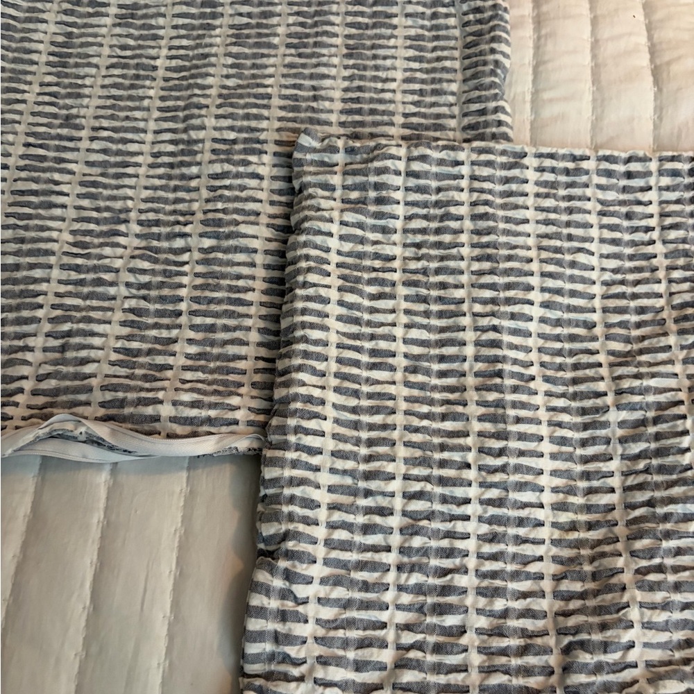 16x16 Blue & White Textured Accent Pillow Covers